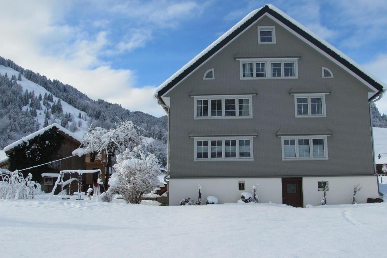 Wies Stein  Exteriör bild